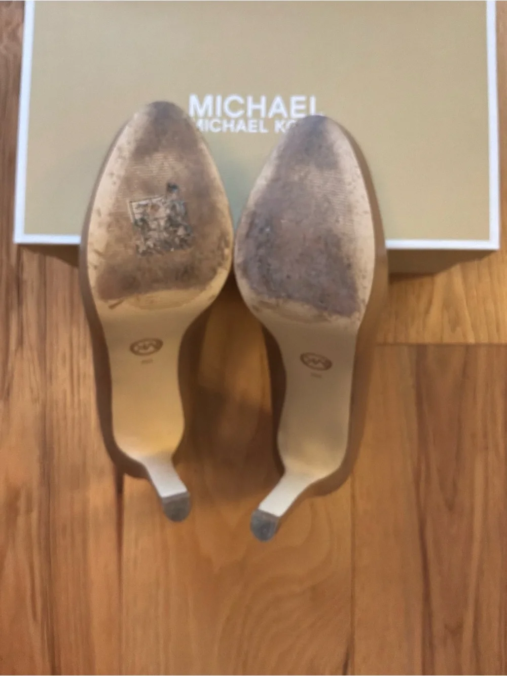 Michael Kors Nude Leather Platform Pumps, Size 9